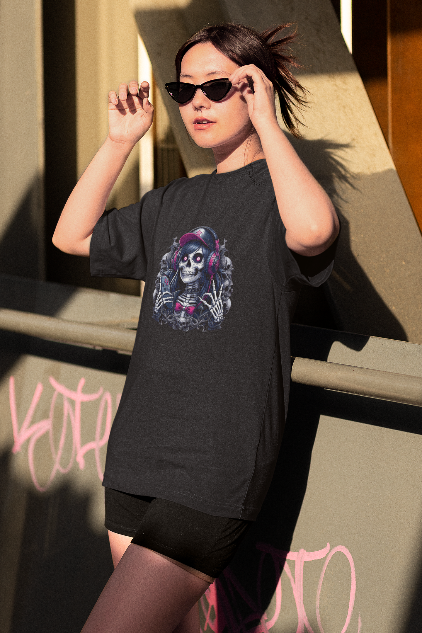 Skeleton Girl Skull Frame T-shirt